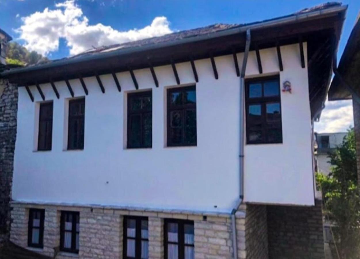 Miziriguesthouse Gjirokastër 외부 사진